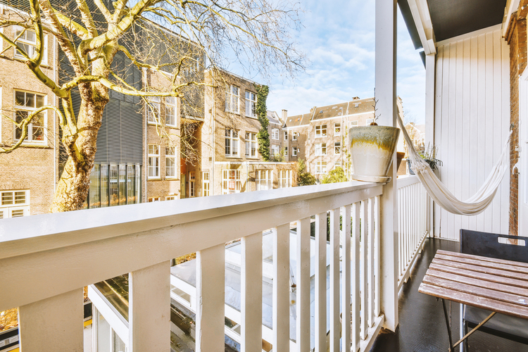 $100,000 Jury Verdict for Client Injured by Unsafe Deck Railing