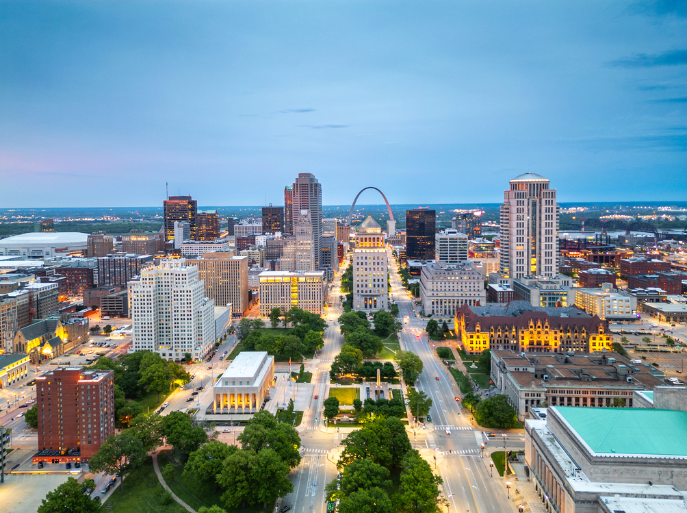 St. Louis, Missouri, USA downtown cityscape at twilight.